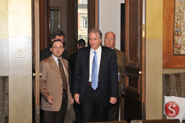Fabien Baussart with U.S. diplomat Denis Ross 
